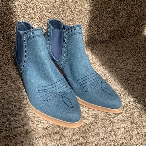 Reba blue booties